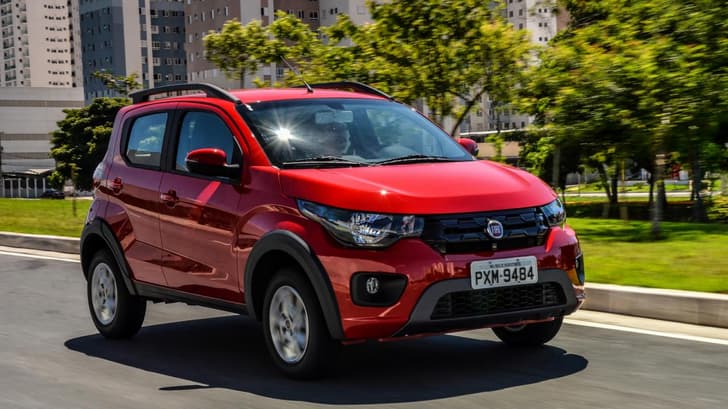 Fiat Mobi hatchback photo gallery