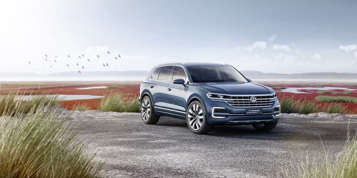 Volkswagen T-Prime Concept GTE SUV photo gallery