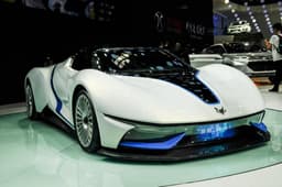 BAIC Arcfox-7.