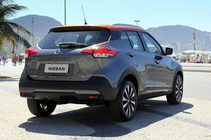 Nissan Kicks SUV image gallery