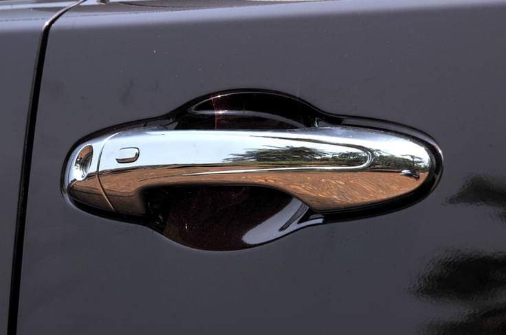 Chunky chrome, pull-type door handles look smart and also feature keyless entry on top-spec. Chunky chrome, pull-type door handles look smart and also feature keyless entry on top-spec.