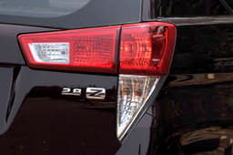 The Innova Crysta eschews the old vertical tail-lamps for a far more modern ‘inverted L’ shape.