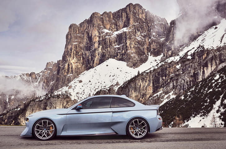 BMW 2002 Hommage concept photo gallery