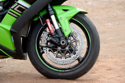 At the front the 10R gets the Showa Balance Free Forks (BFF) which makes its debut here.