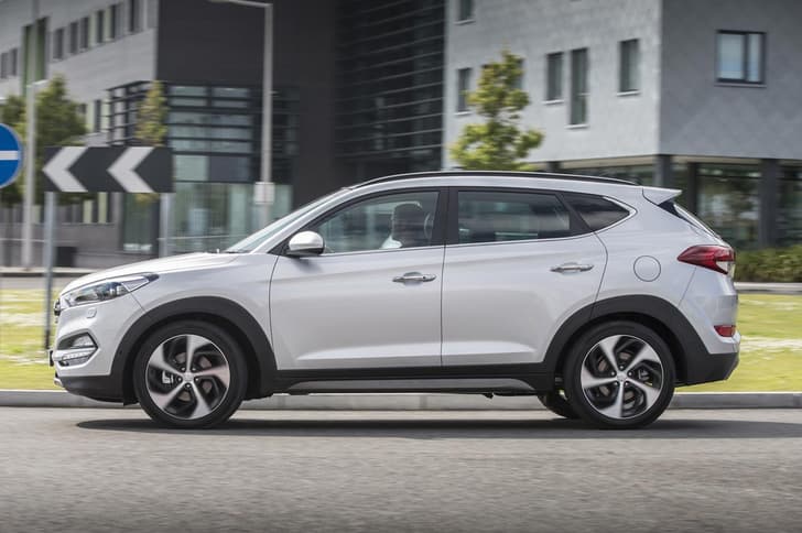 2016 Hyundai Tucson image gallery