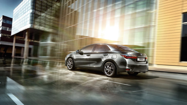 2017 Toyota Corolla Altis facelift image gallery