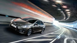 2017 Toyota Corolla Altis facelift image gallery