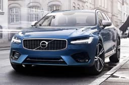The R-Design package on the S90 and XC90 sees the addition of a sportier body kit, new alloy wheels and new interior trim options.