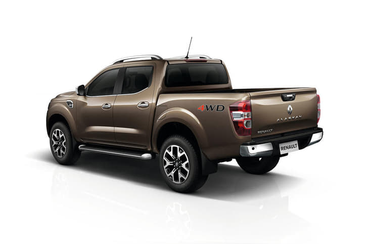 It benefits from Renault’s alliance with Nissan and shares parts with the NP300 Navara.