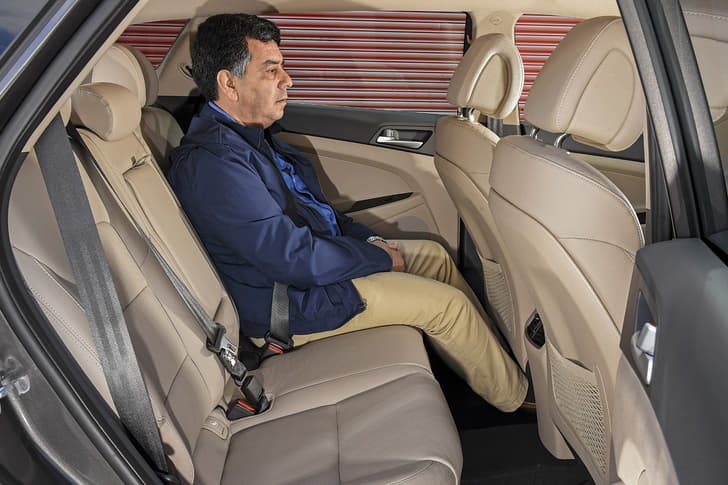 2016 Hyundai Tucson image gallery