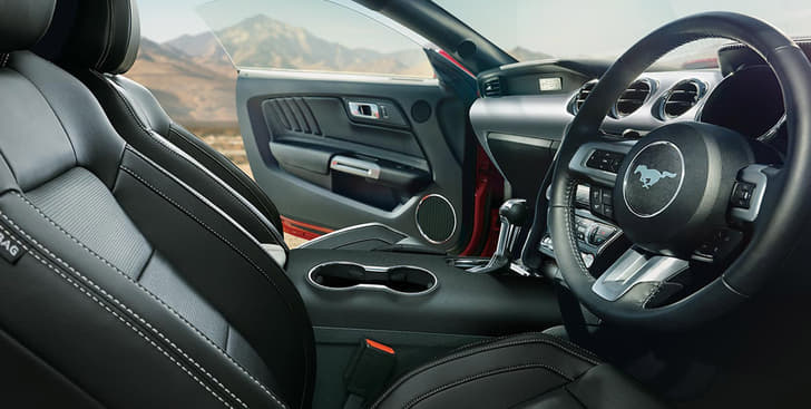 New Ford Mustang GT photo gallery