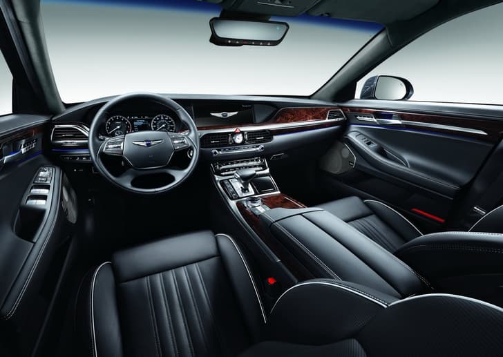 Genesis G90 photo gallery