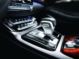 Genesis G90 photo gallery