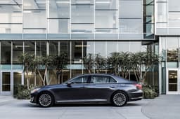 Genesis G90 photo gallery
