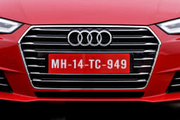 New Audi A4 photo gallery