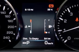 Land Rover Discovery Sport petrol photo gallery