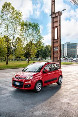 2017 Fiat Panda photo gallery