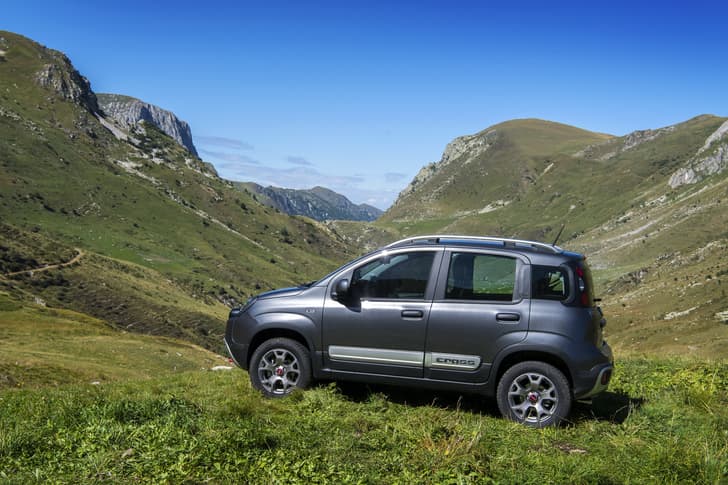 2017 Fiat Panda Cross photo gallery