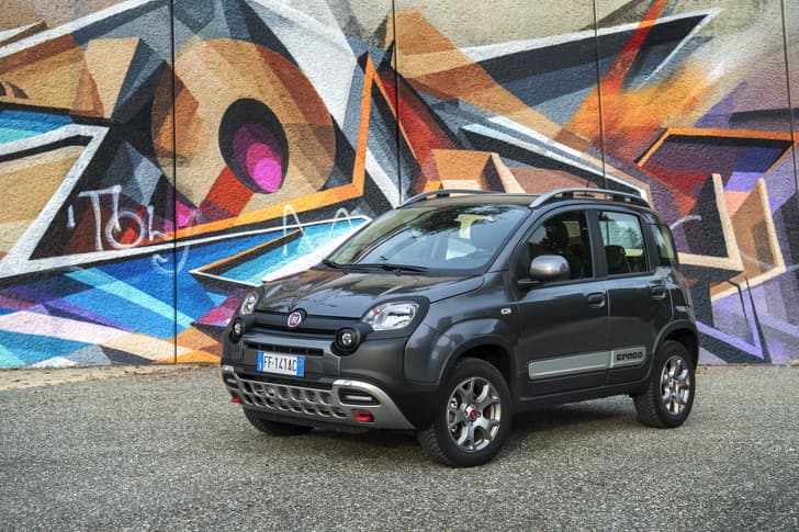 2017 Fiat Panda Cross photo gallery