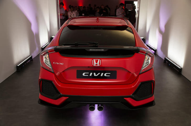 2017 Honda Civic hatchback image gallery