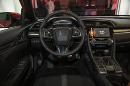 2017 Honda Civic hatchback image gallery