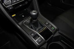 2017 Honda Civic hatchback image gallery