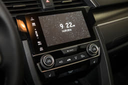 2017 Honda Civic hatchback image gallery