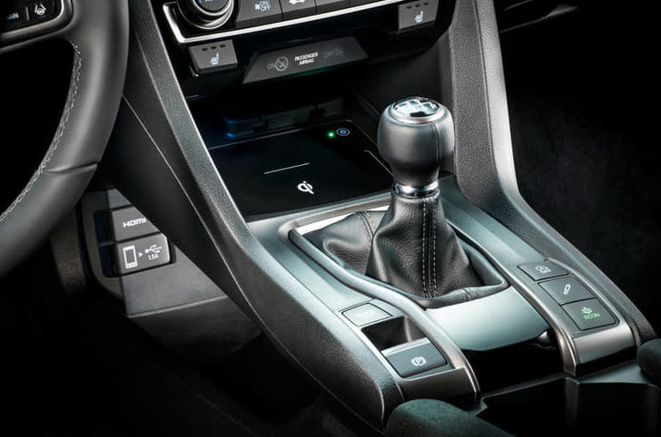 2017 Honda Civic hatchback image gallery