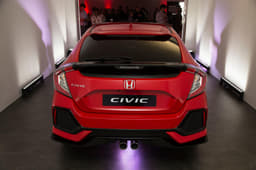 2017 Honda Civic hatchback image gallery