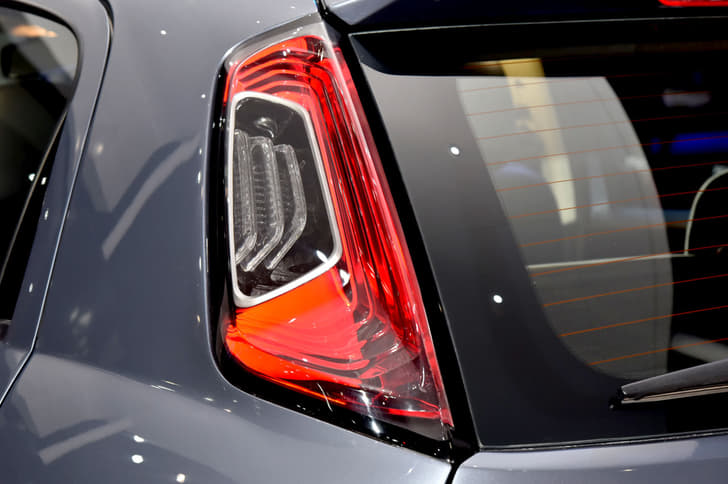 2016 Fiat Urban Cross photo gallery