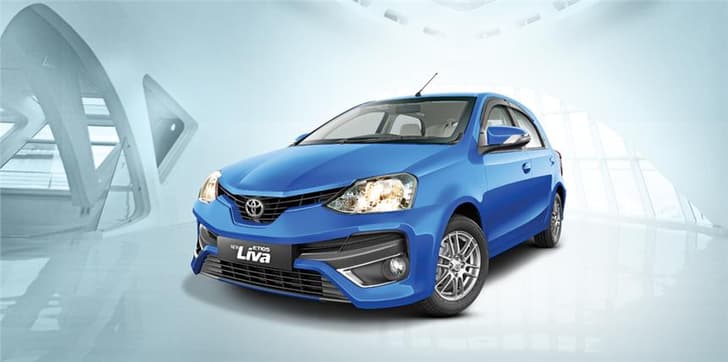 2016 Toyota Etios Liva photo gallery
