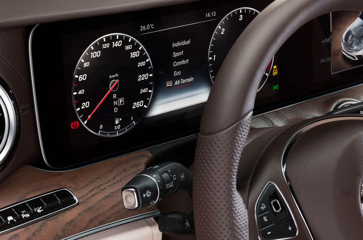 Mercedes E-Class All-terrain photo gallery