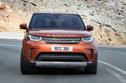 2017 Land Rover Discovery photo gallery