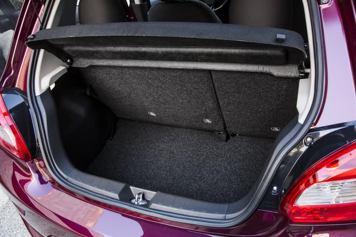 2017 Mitsubishi Mirage hatchback photo gallery