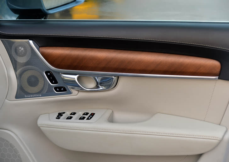 Volvo S90 photo gallery