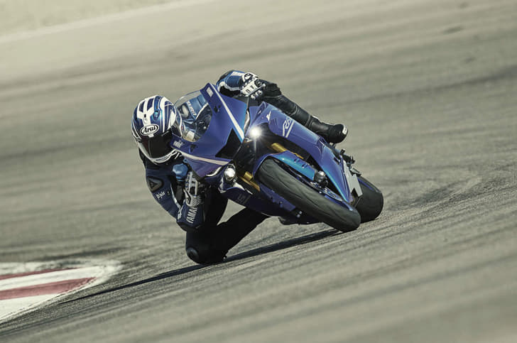 New Yamaha YZF-R6 image gallery