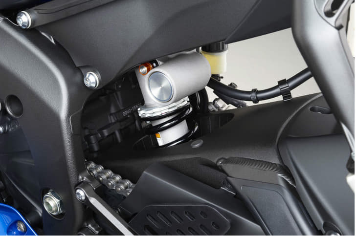 New Yamaha YZF-R6 image gallery