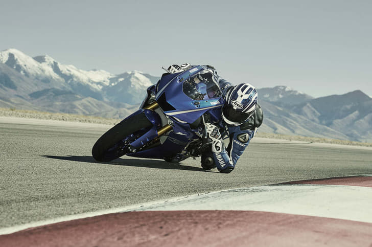 New Yamaha YZF-R6 image gallery