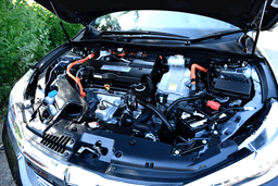 2016 Honda Accord Hybrid image gallery