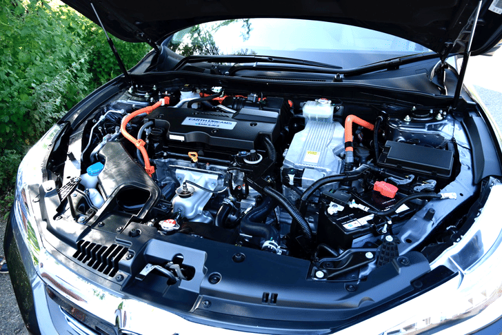 2016 Honda Accord Hybrid image gallery