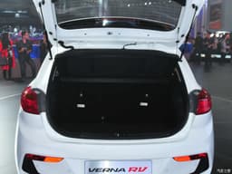 New 2016 Hyundai Verna hatchback image gallery