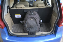 2016 Mahindra e2o Plus image gallery