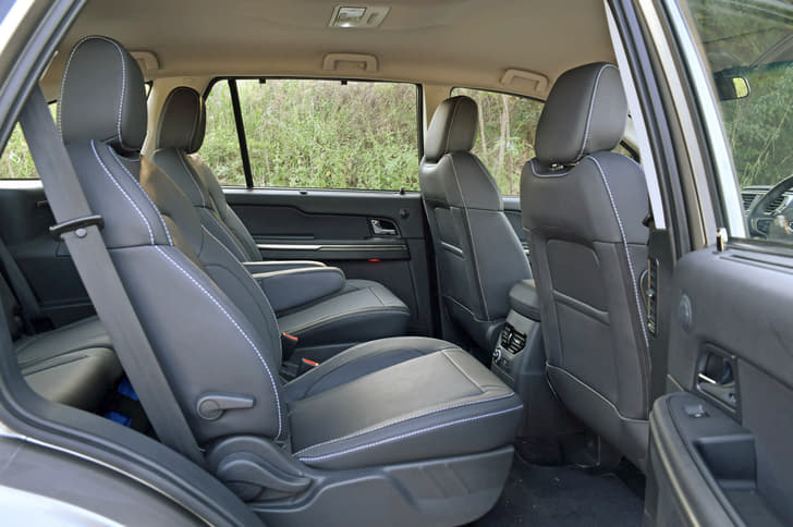 Middle-row captain seats just as good as the front. Bench-seat option offers adequate space for seating three abreast.