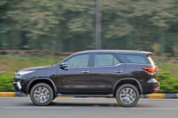 2.8-litre diesel engine is very drivable in the city and turbo lag is negligible. 2.7-litre petrol engine isn&#8217;t particularly zingy.