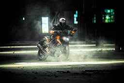 2017 KTM 125 Duke image gallery