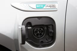 2016 Kia Niro hybrid image gallery