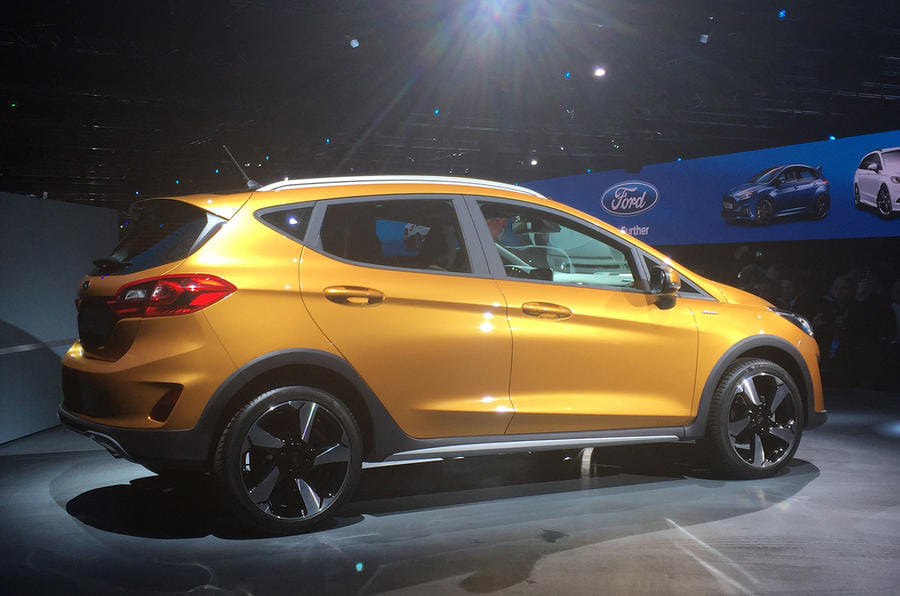 2017 Ford Fiesta image gallery - Image 1