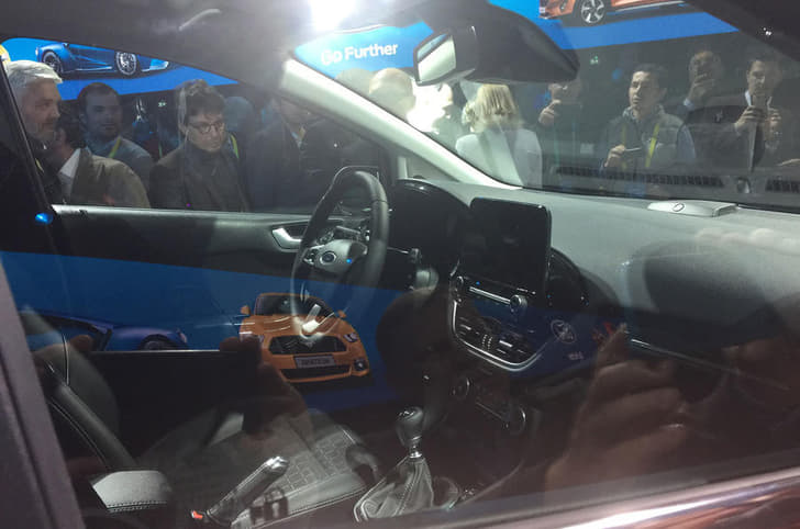 2017 Ford Fiesta image gallery