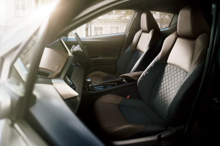 Toyota C-HR image gallery