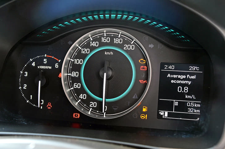 2017 Maruti Ignis image gallery